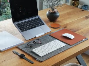 Read more about the article Individuelle Idee für dein Büro – eine Schreibtischunterlage selbst gestalten